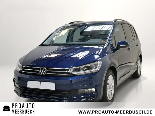 Volkswagen Touran Comfortline AHK/PANORAMA/RFK/2KINDERSITZE 2025 Benzine