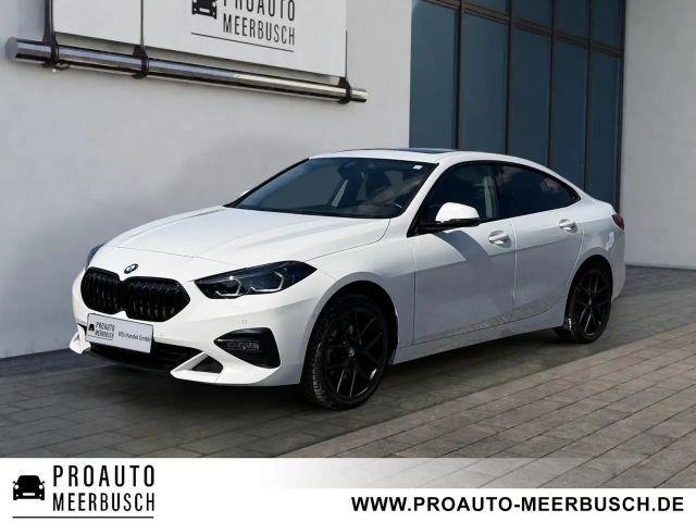 BMW 218 i Gran Coupe Sport Line PANO/ADAPTLED/RFK/HIFI 2024 Benzine