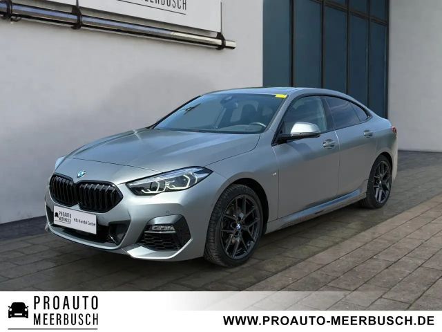 BMW 218 i Gran Coupe M Sport PANO/AHK/HIFI/ACC/CARPLAY 2024 Benzine
