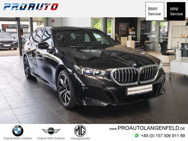 BMW 520 d xDrive M Sport Tour. 360°/HUD/Travel/20"/AHK 2025 Diesel