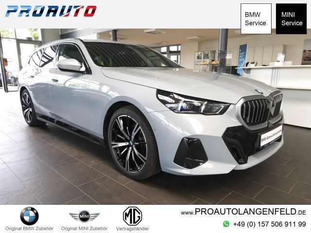 BMW 520 d xDr M Sport Tour. 360°/HUD/Travel/20"/AHK 2025 Diesel