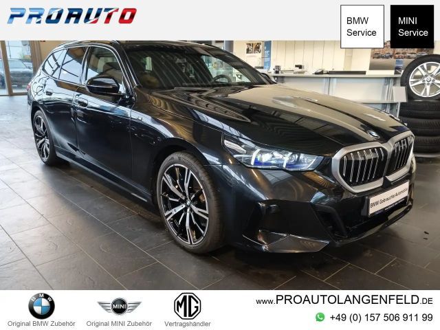 BMW 520 i M Sport Tou HK/Dr.As+/RFK/20"Alu/AHK 2025 Benzine
