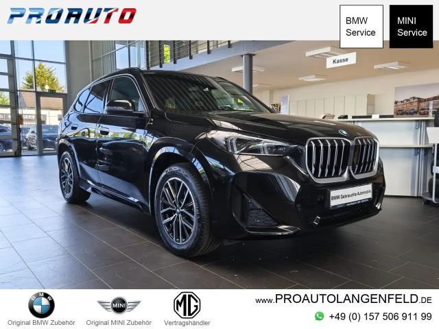 BMW X1 18i sDrive M Sport A-LED/AHK/Komf.Zg/Pano 2025 Benzine
