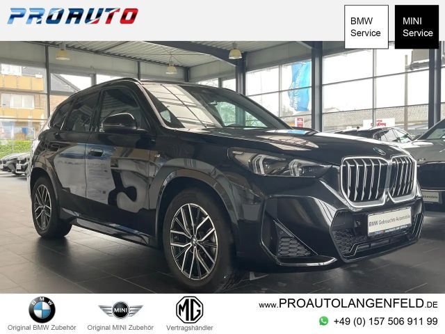 BMW X1 18i sDrive M Sport A-LED/AHK/Komf.Zg/Pano 2025 Benzine