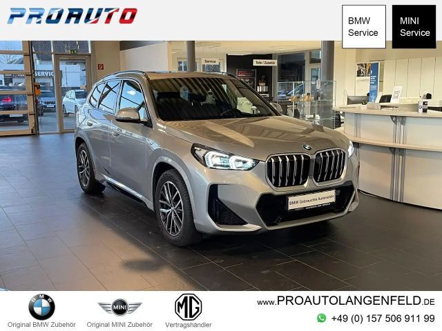 BMW X1 18i sDrive M Sport A-LED/AHK/Komf.Zg/Pano 2025 Benzine