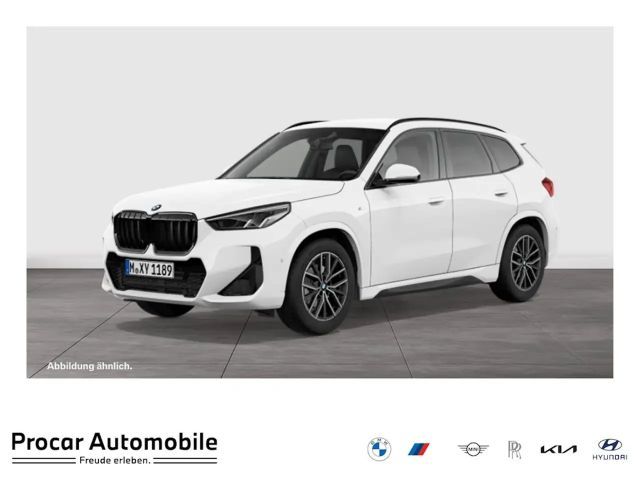 BMW X1 sDrive18i M Sport PA RFK AHK Shz. CarPlay 18" LMR 2023 Benzine