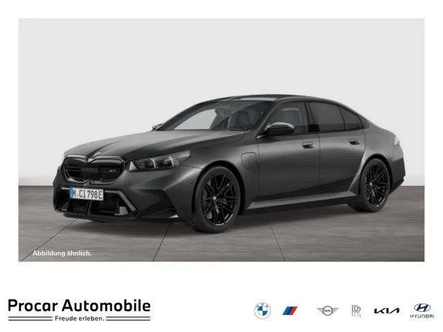 BMW M5 Limousine DA Prof PA Prof  PANO M Driver's M DRIVE 2024 Hybride / Benzine