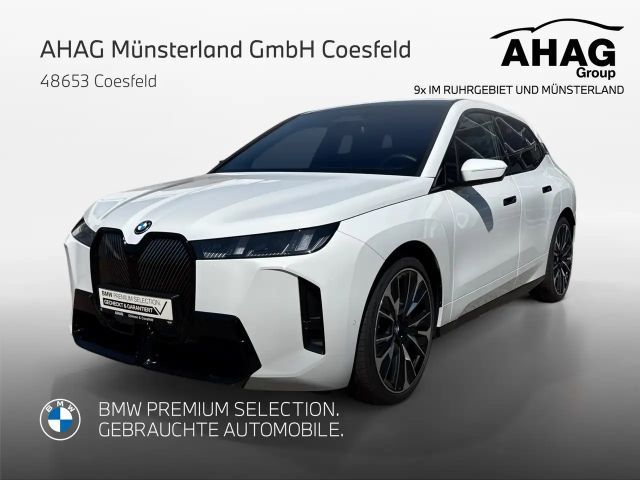 BMW iX xDrive60  M Sport AHK Sky Lounge Sitzbel. Autobahn 2026 Elektrisch