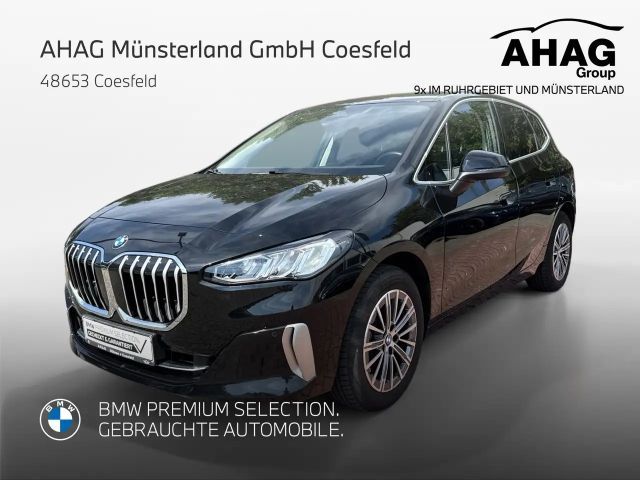 BMW 218 i Active Tourer Luxury Line AHK Aktivsitz Fernlich 2022 Benzine