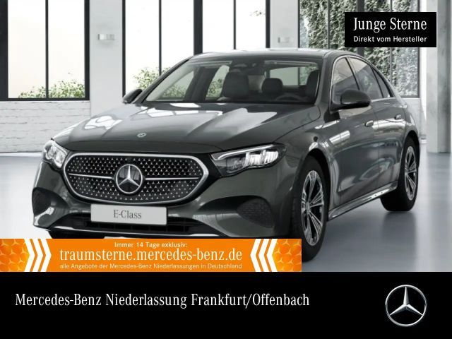 Mercedes-Benz E 220 d Avantgarde Pano Distr+ LED Kamera PTS 9G 2025 Diesel