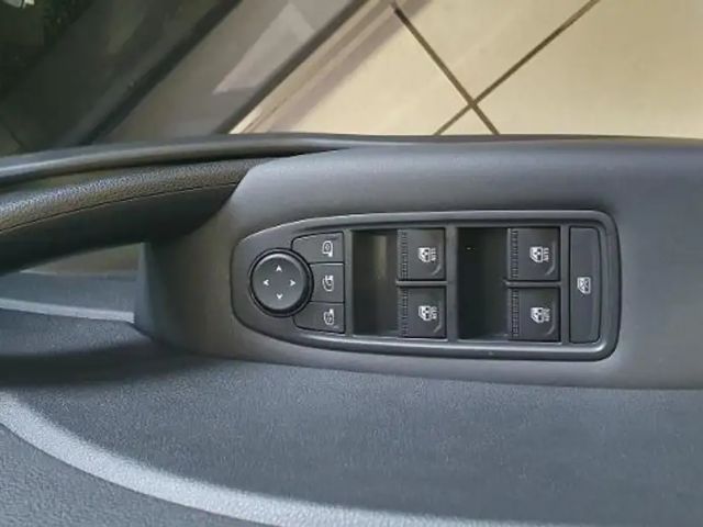 Mitsubishi Grandis