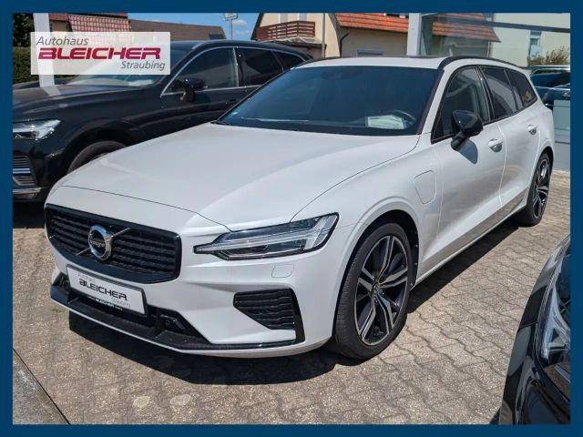 Volvo V60 T8 AWD | R-Design | ACC | 2021 Hybride / Benzine