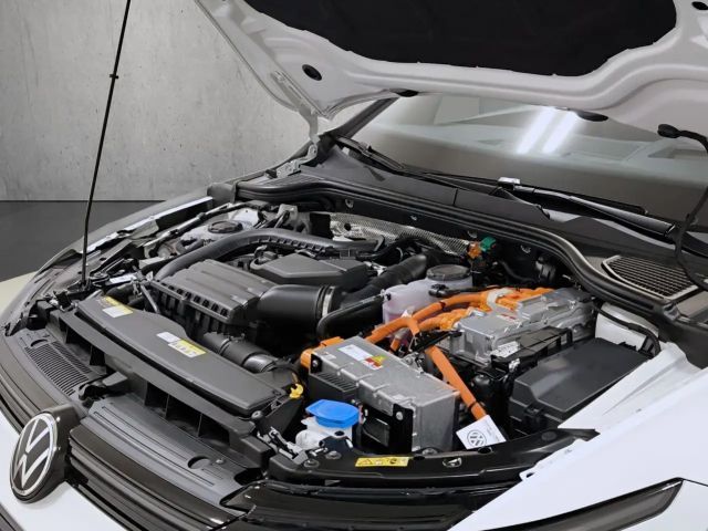 Volkswagen Golf GTE
