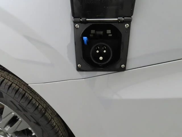Ford Nugget