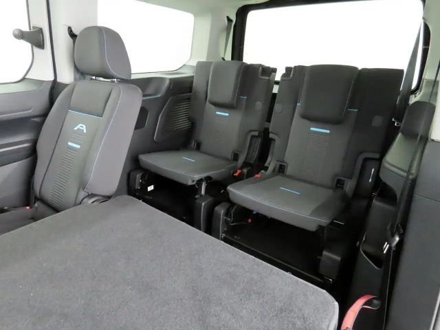 Ford Grand Tourneo