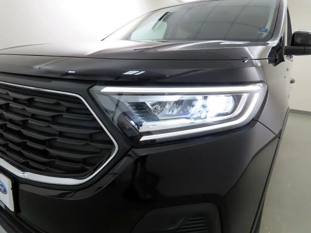 Ford Grand Tourneo