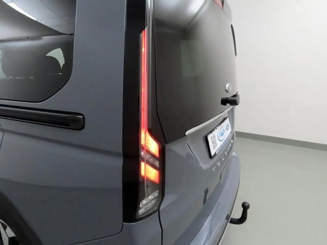 Ford Grand Tourneo