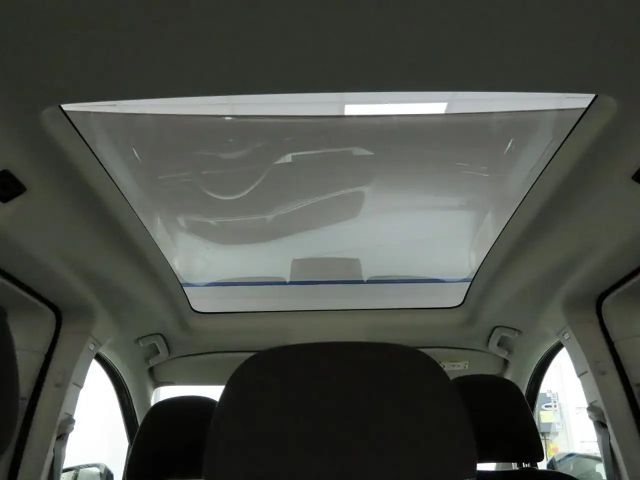 Ford Grand Tourneo