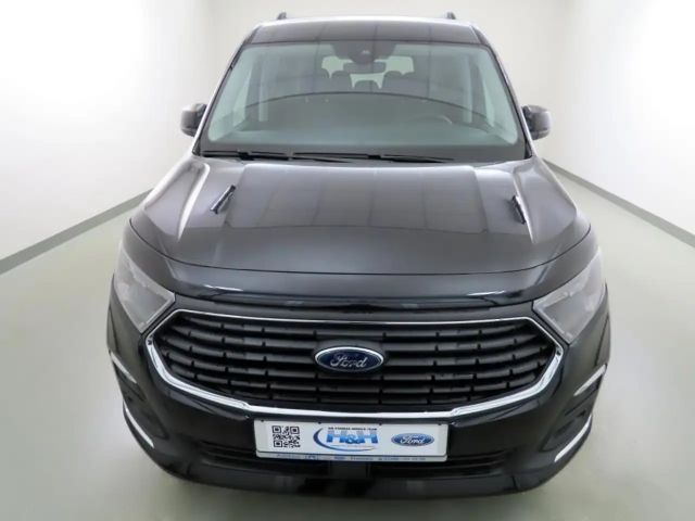 Ford Grand Tourneo