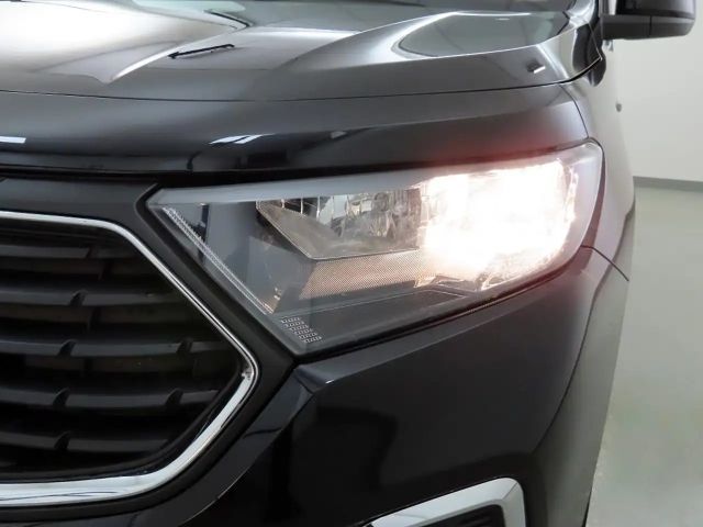 Ford Grand Tourneo