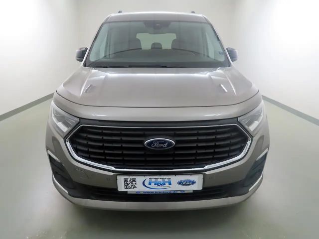 Ford Grand Tourneo