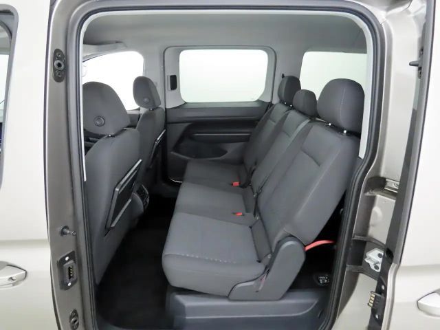 Ford Grand Tourneo