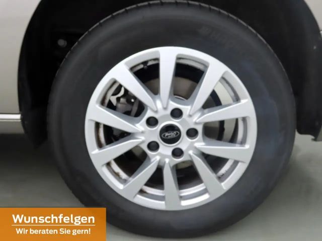 Ford Grand Tourneo
