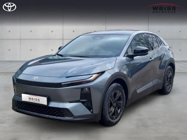 Toyota C-HR+