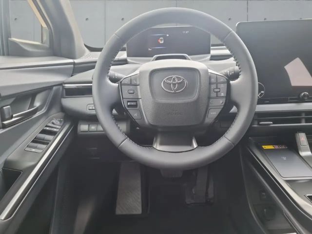 Toyota C-HR+