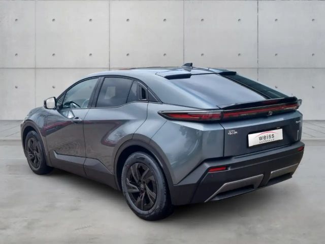 Toyota C-HR+