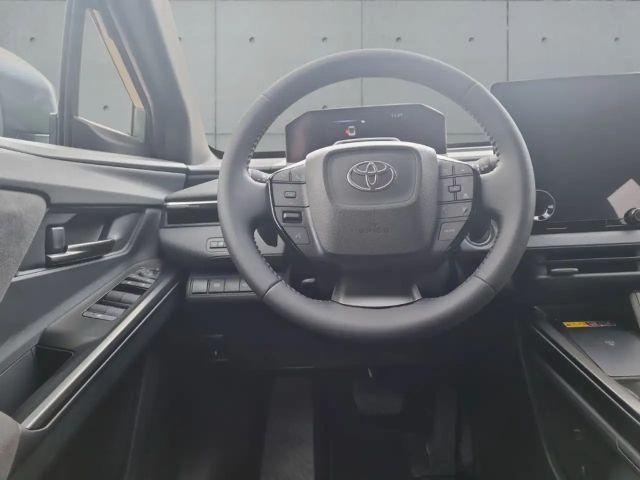 Toyota C-HR+