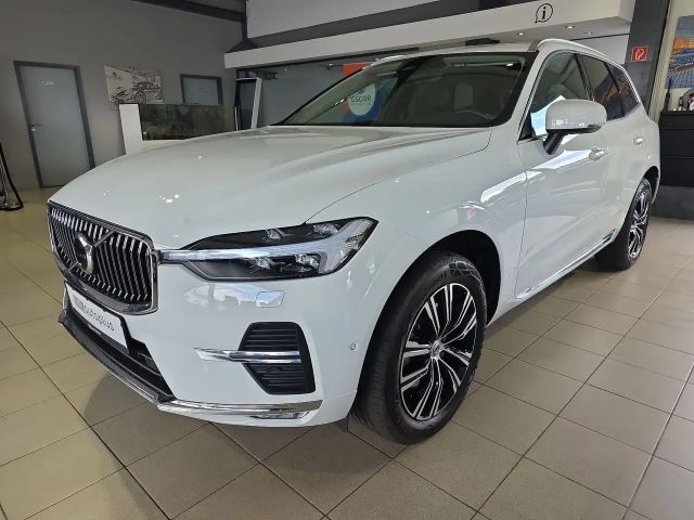 Volvo XC60 B4 Inscription ACC 360° Leder Memory  LED 2022 Benzine