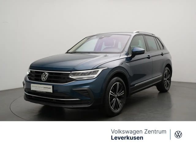 Volkswagen Tiguan Active ACC NAVI SHZ KAM LED PDC KLIMA 2022 Benzine