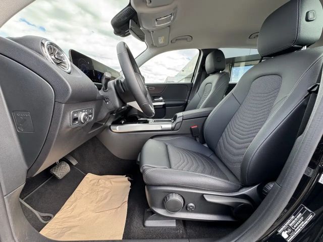 Mercedes-Benz EQB 250