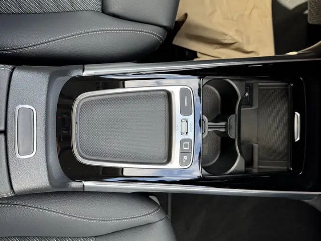 Mercedes-Benz EQB 250