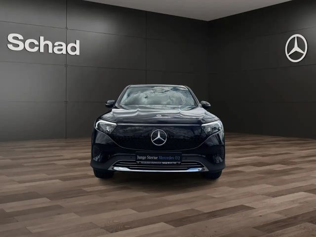 Mercedes-Benz EQB 250