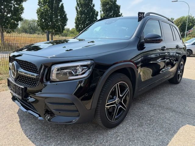 Mercedes-Benz GLB 200 AMG Line Night DISTRONIC*360°-KAMERA*TOP 2023 Benzine
