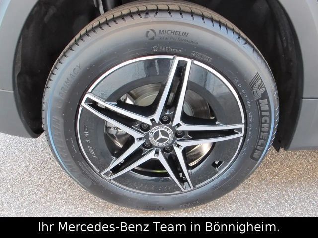 Mercedes-Benz EQB 300