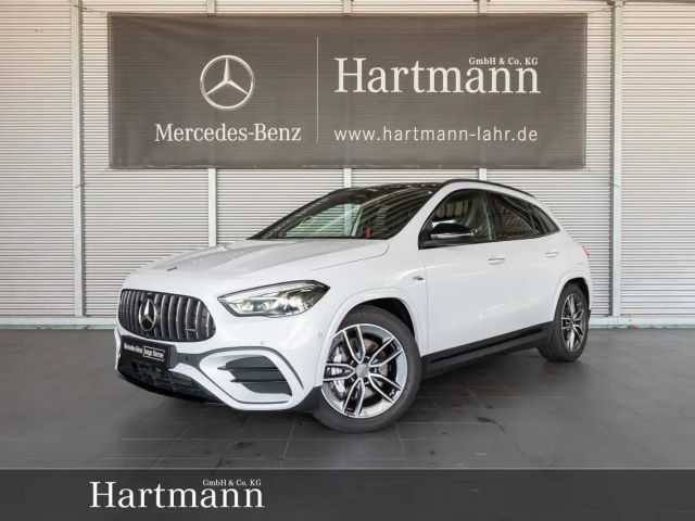 Mercedes-Benz GLA 35 AMG GLA 35 4M AMG Night Panorama Mutibeam Fahrassist 2024 Benzine