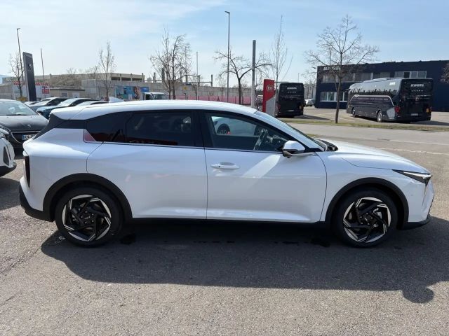 Kia K4