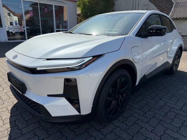 Toyota C-HR+