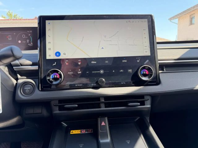 Toyota C-HR+