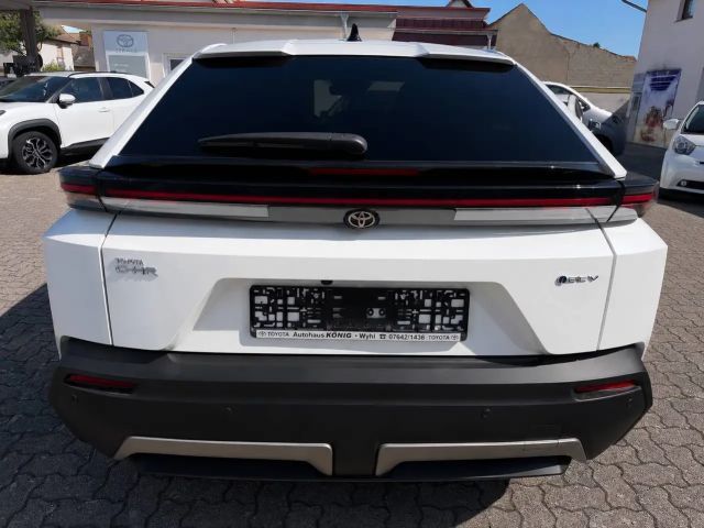 Toyota C-HR+