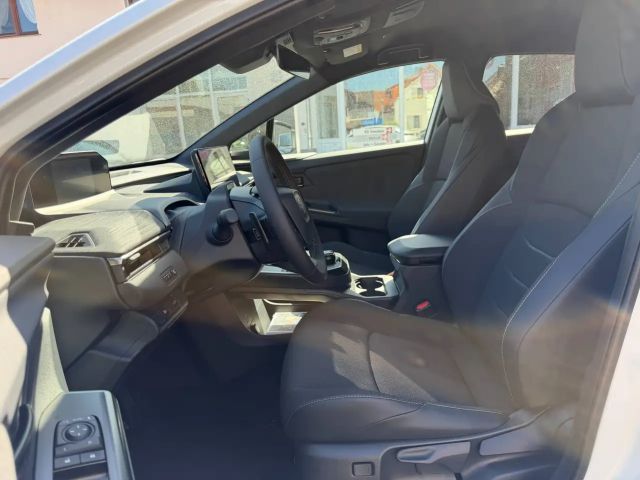 Toyota C-HR+