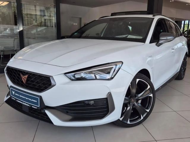 Cupra Leon Cupra Leon ST 1.4 e-Hybrid VZ *Pano*Leder*ACC* 2022 Hybride / Benzine