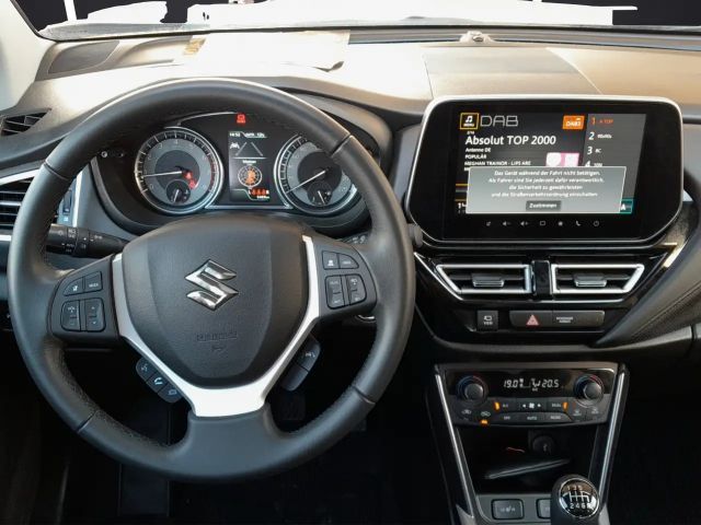 Suzuki S-Cross
