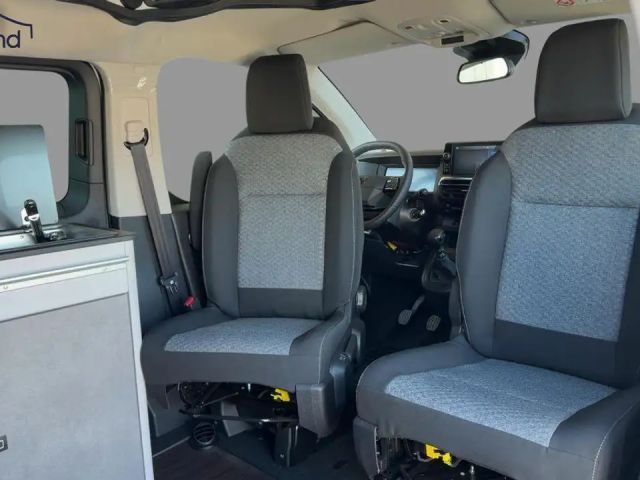 Peugeot Traveller