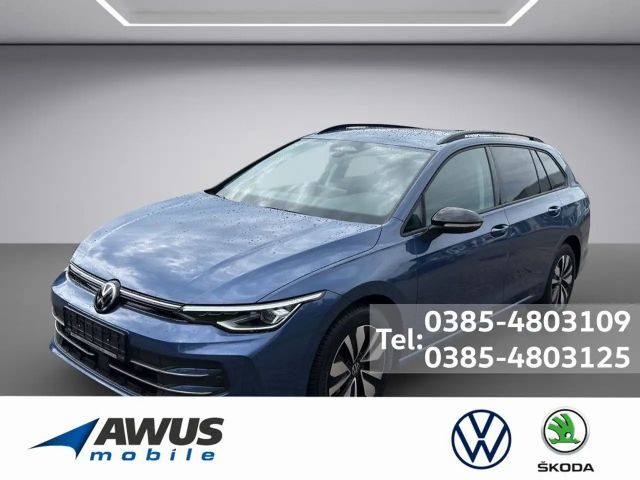 Volkswagen Golf VIII Variant 1.5eTSI DSG Goal AHK 2025 Benzine