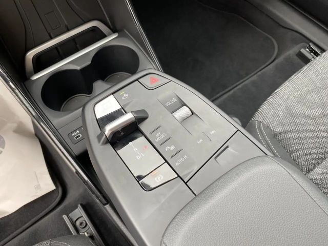 BMW 216