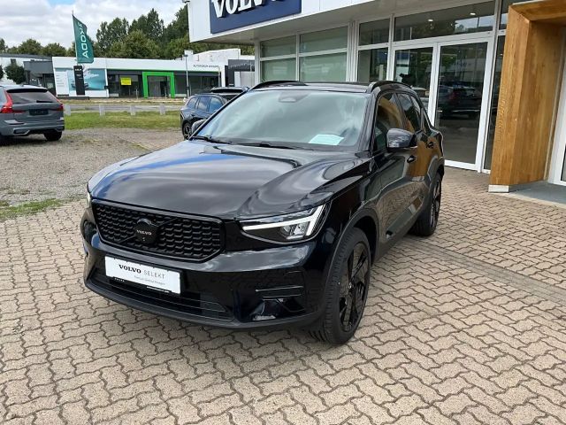 Volvo XC40 Plus Black Edition 2WD 2025 Benzine